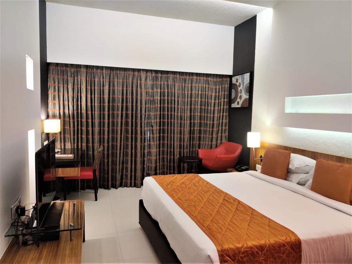Hotel Satkar Residencia Thane Exterior foto