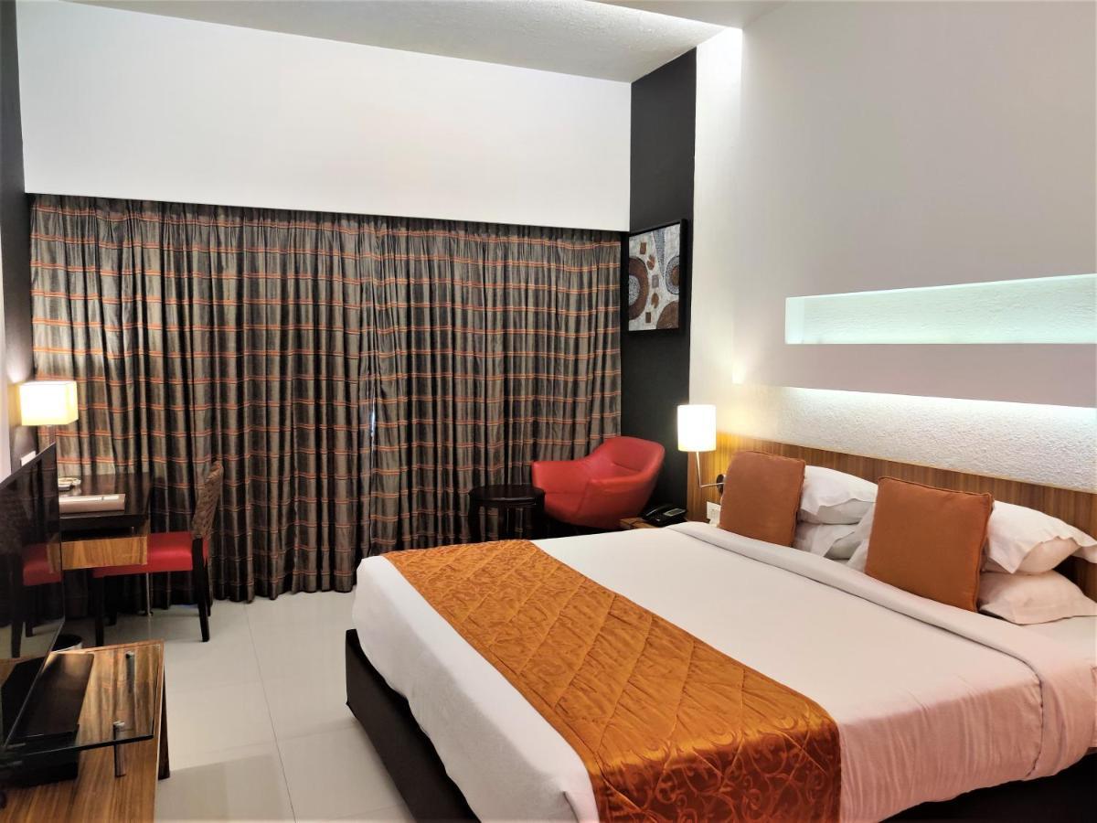 Hotel Satkar Residencia Thane Exterior foto