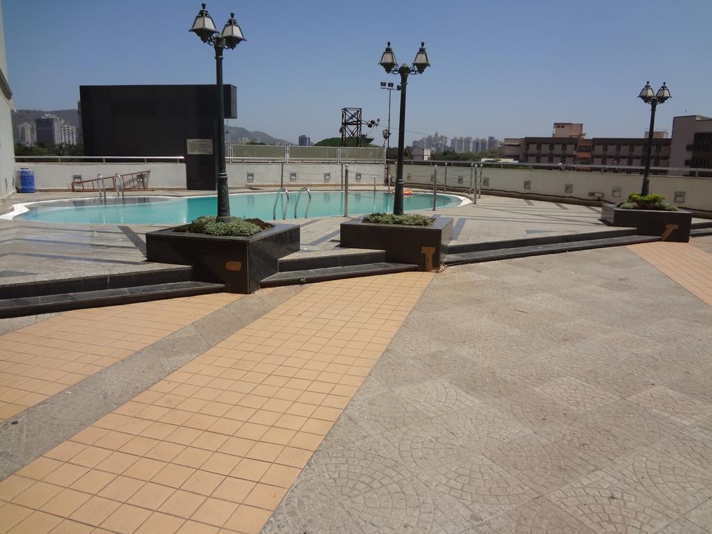 Hotel Satkar Residencia Thane Exterior foto