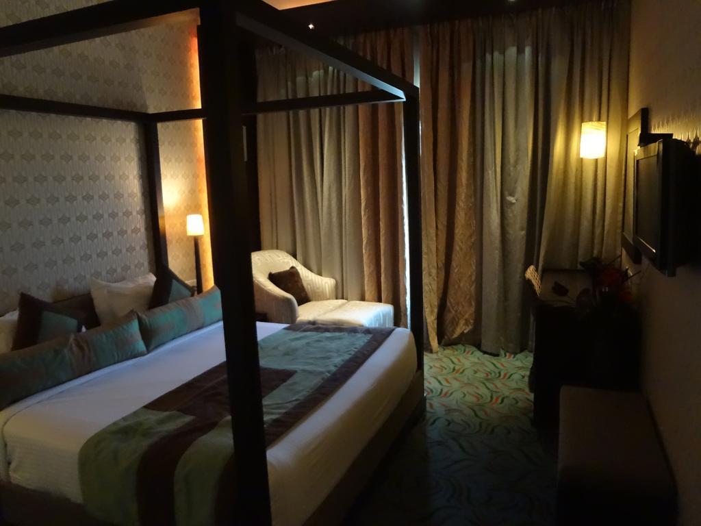 Hotel Satkar Residencia Thane Exterior foto